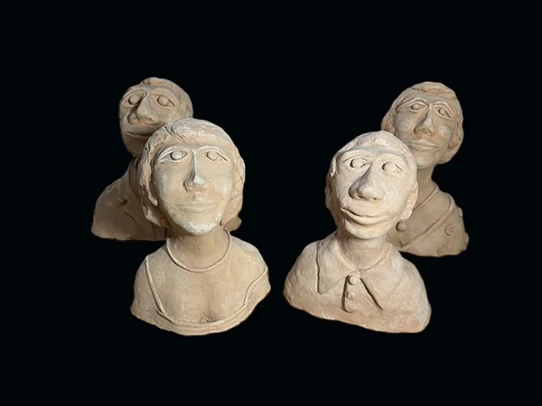 Italo Mapelli, sculture: Famiglia Guardainsù